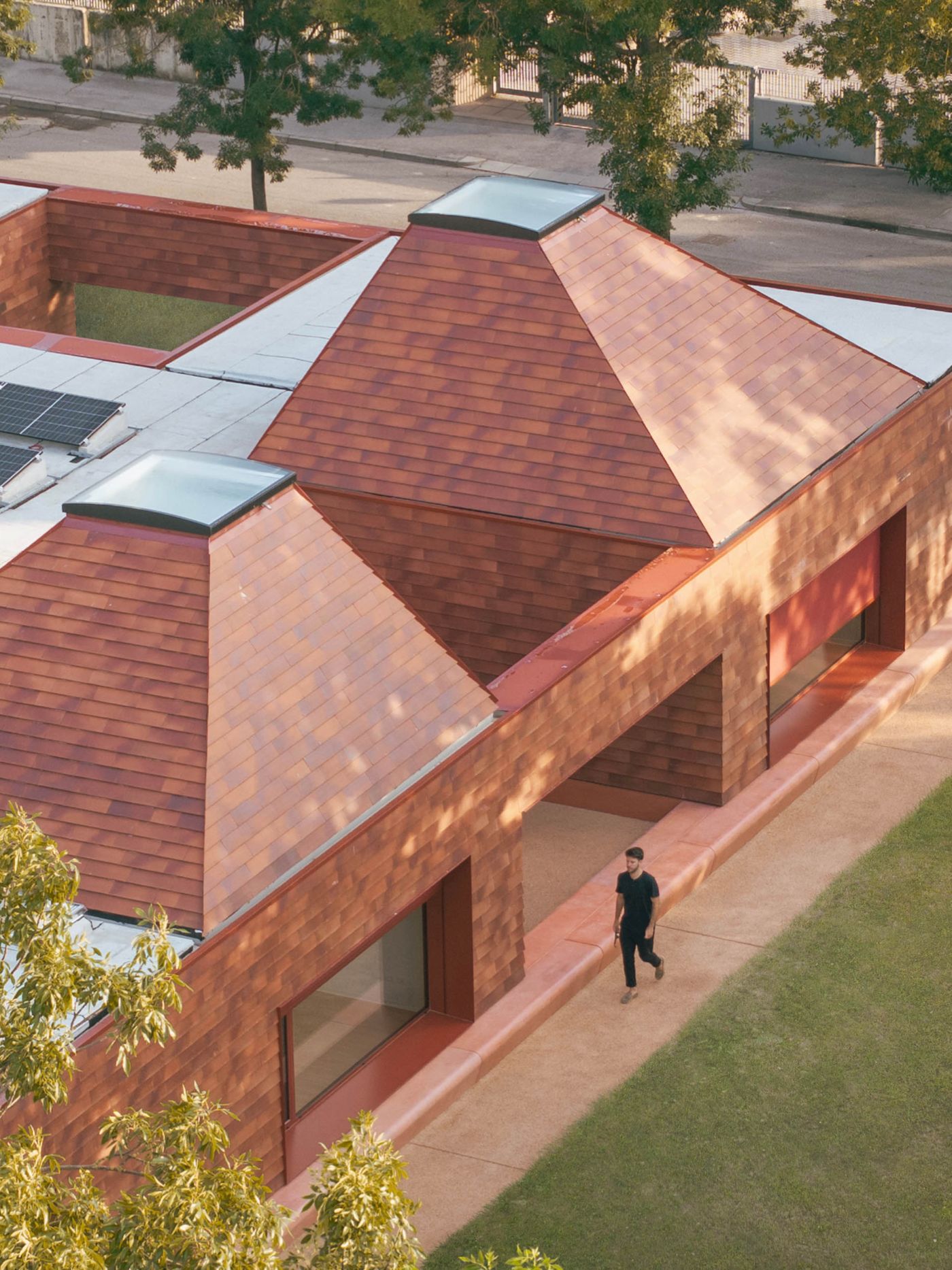 Kinder Rain_vert.001.jpeg